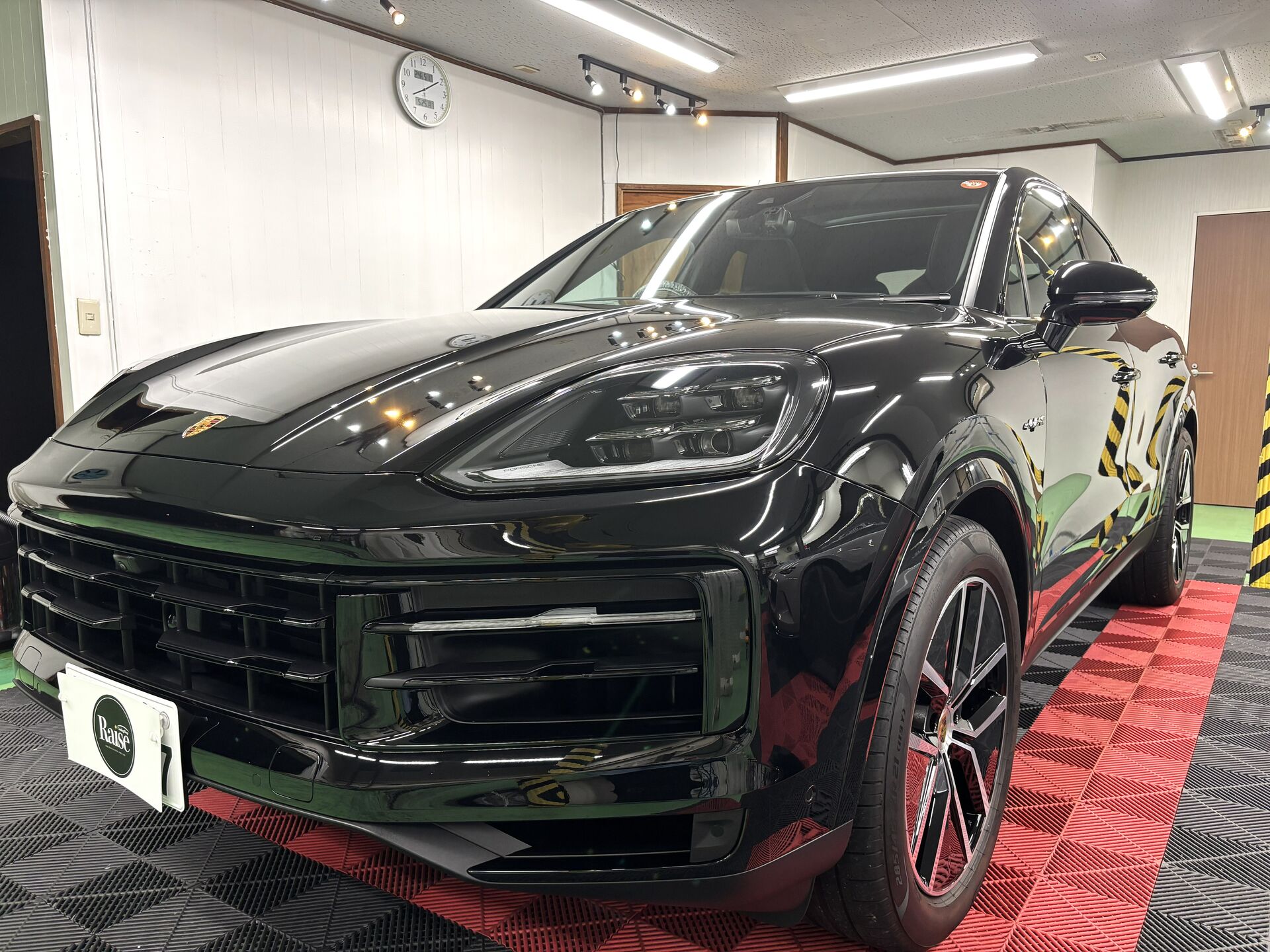 ポルシェ　カイエン　VEILLES3　施工