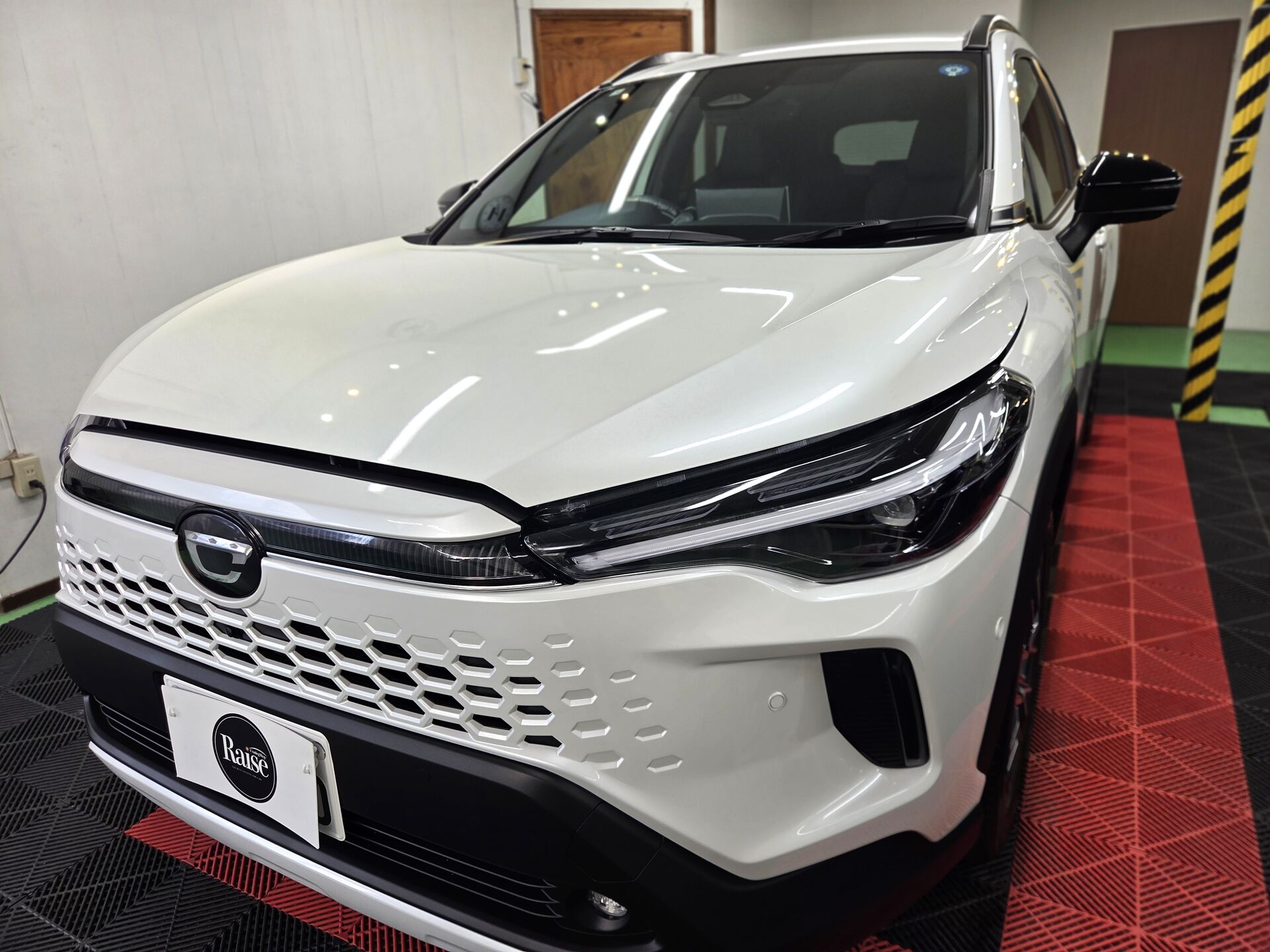 トヨタ　カローラクロス　DIA2キーパープレミアム施工