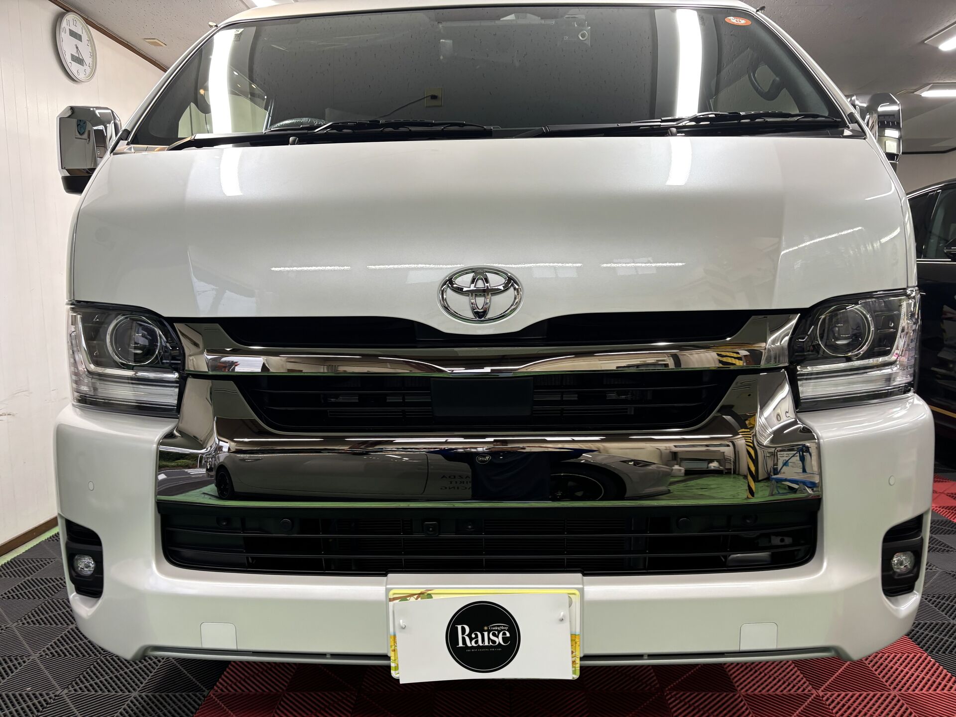 トヨタ　ハイエース　DIA2キーパー施工