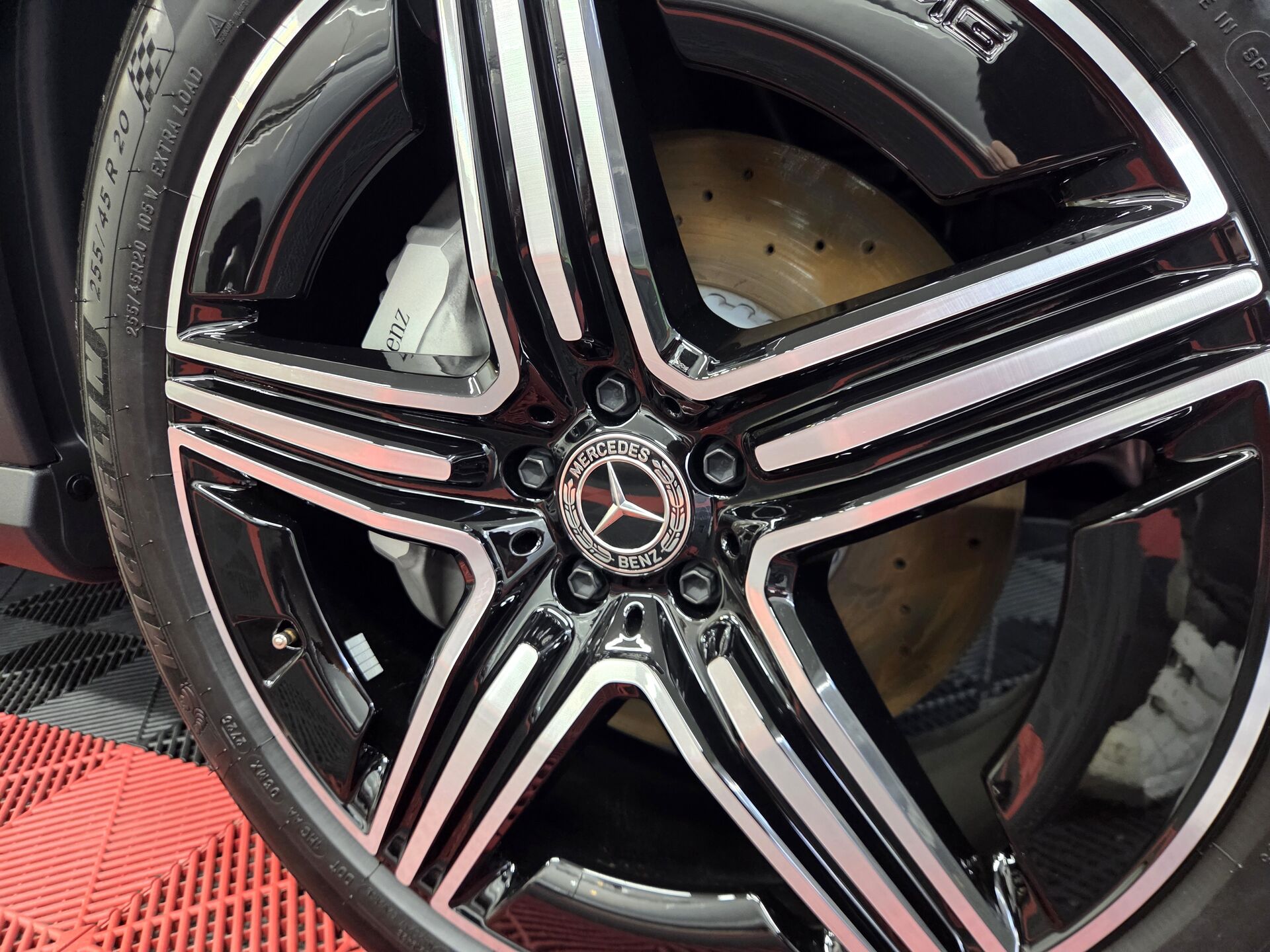 メルセデスベンツ　GLC　3工程研磨VEILLES1プレミアム施工