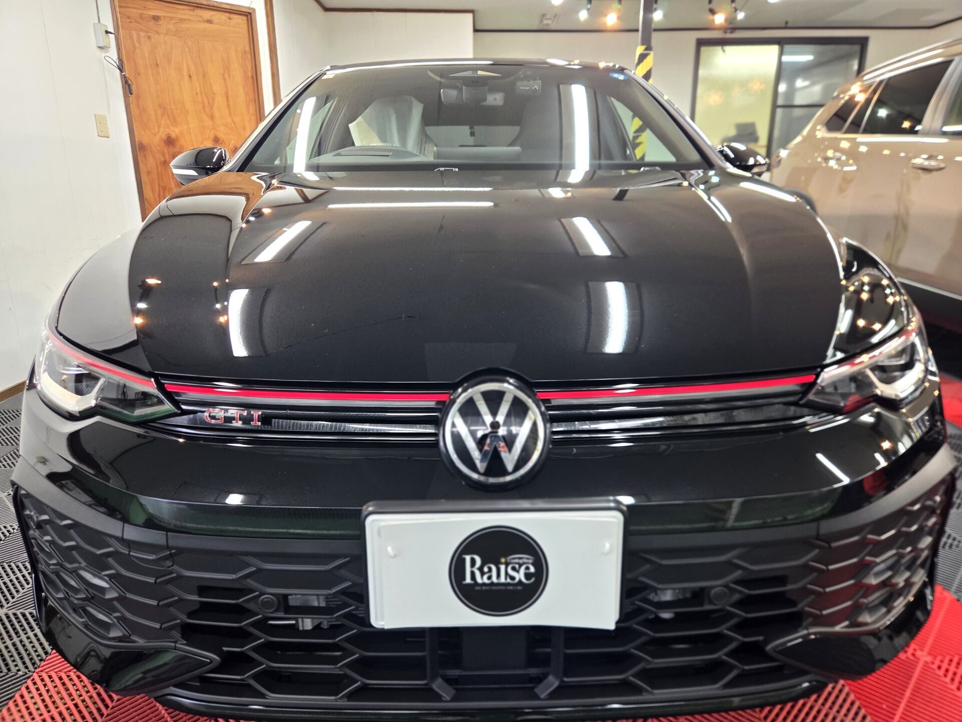 フォルクスワーゲン　ゴルフGTI　3工程研磨VEILLE S1施工