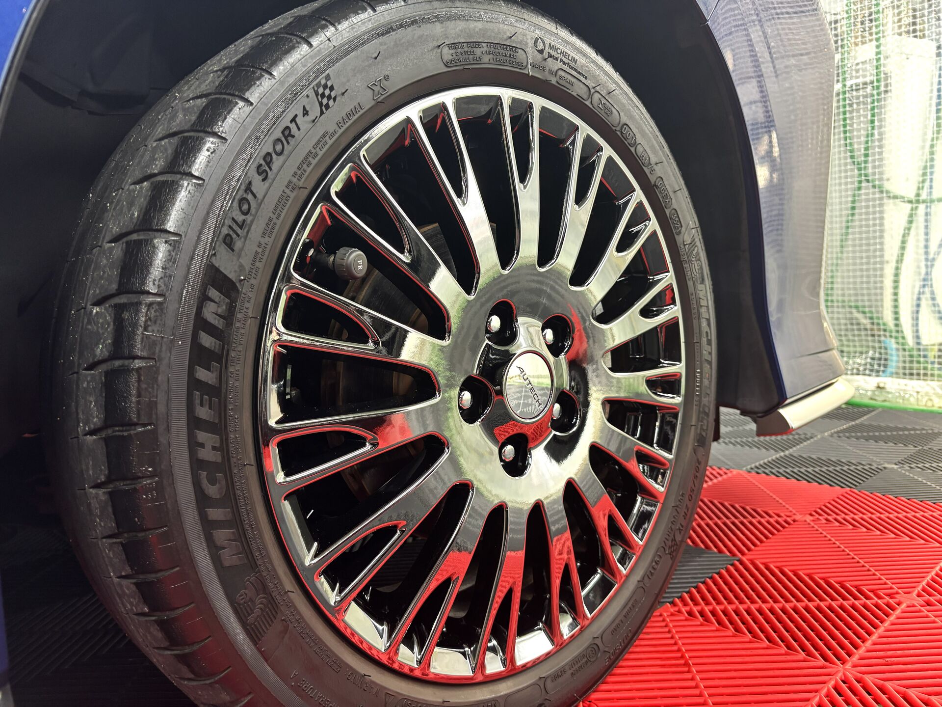 ニッサン　セレナ　2工程研磨VEILLE S3プレミアム施工