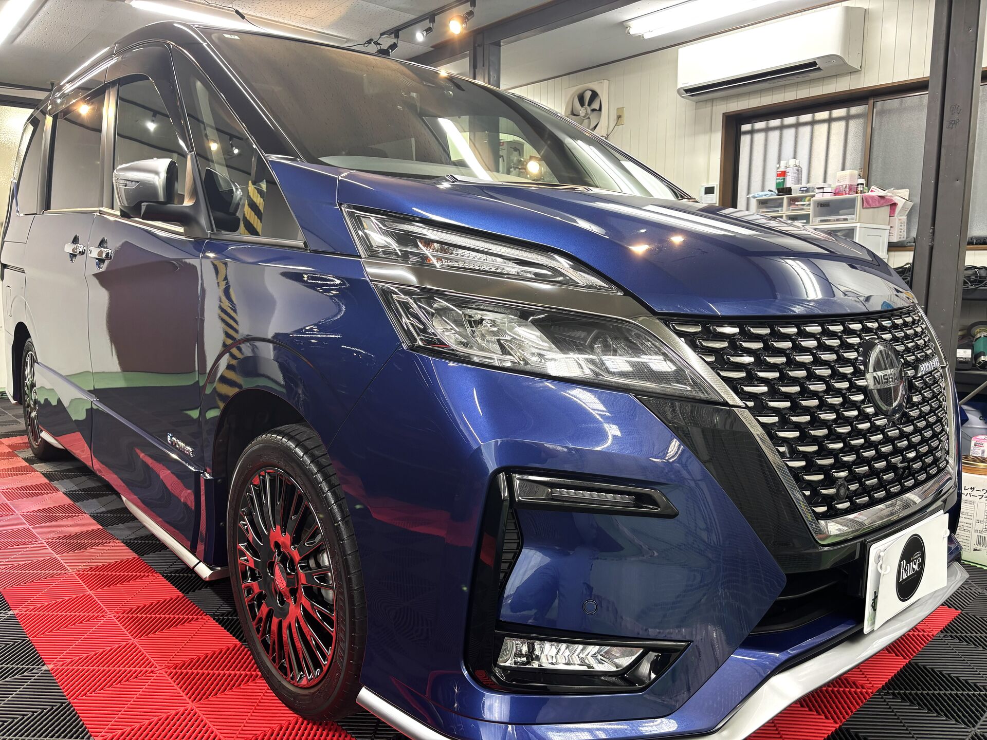 ニッサン　セレナ　2工程研磨VEILLE S3プレミアム施工