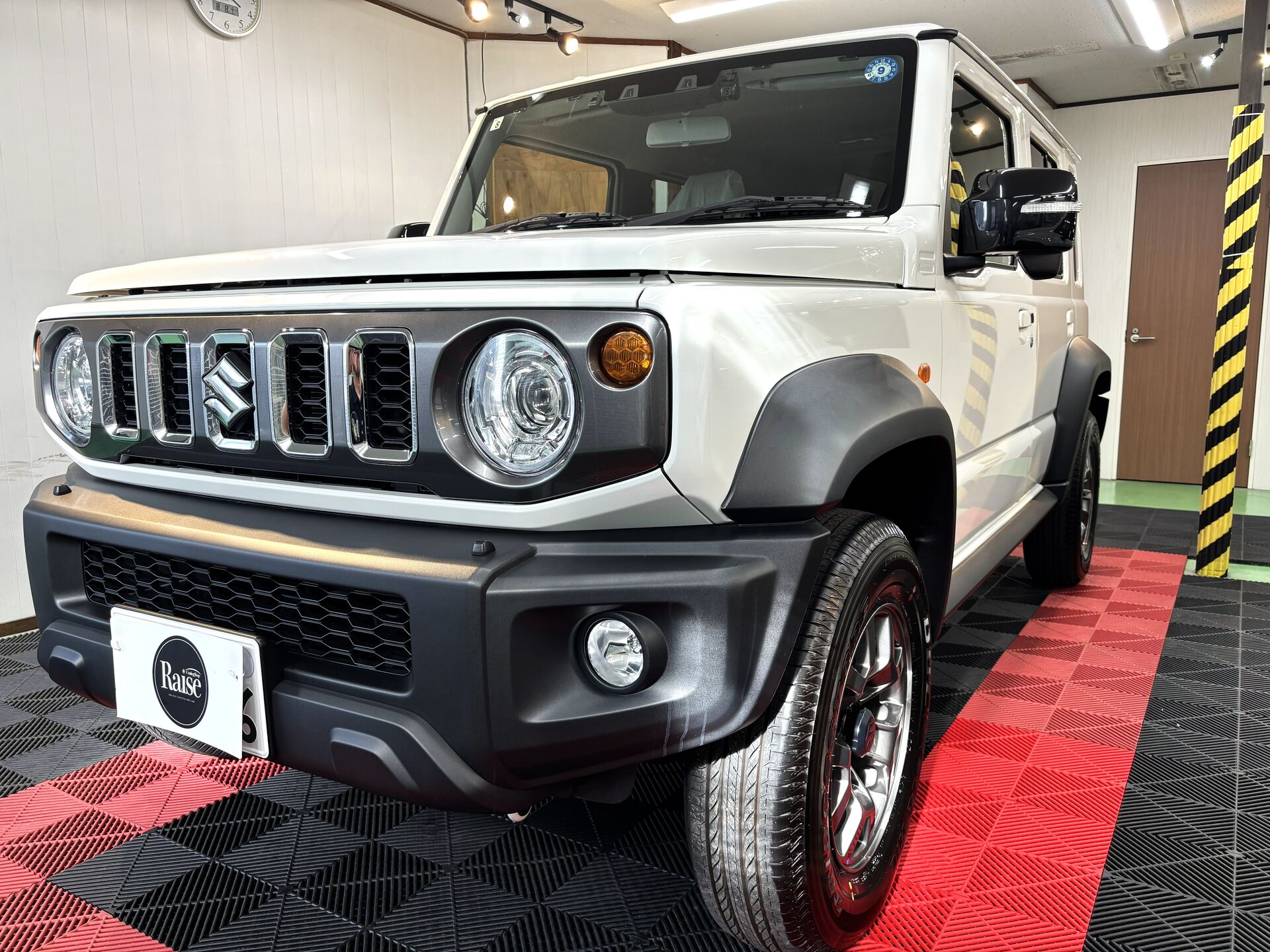 スズキ　ジムニーノマド　3工程研磨VEILLE S1施工